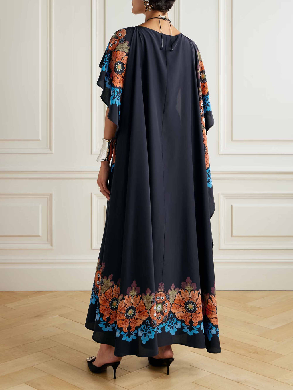Robe longue à imprimé cape unique