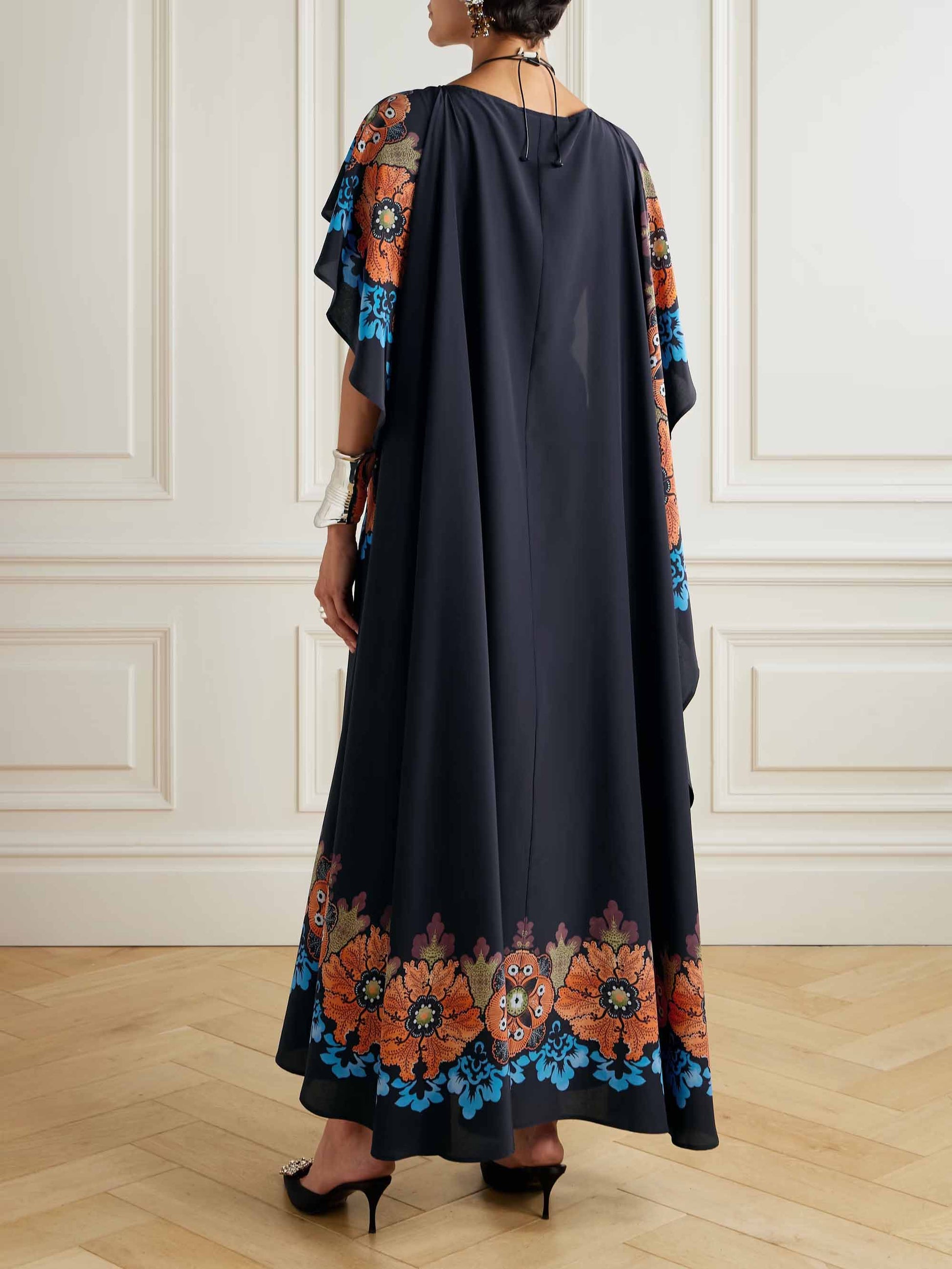 Robe longue à imprimé cape unique