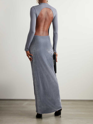 Robe longue plissée en velours élégante à dos ouvert