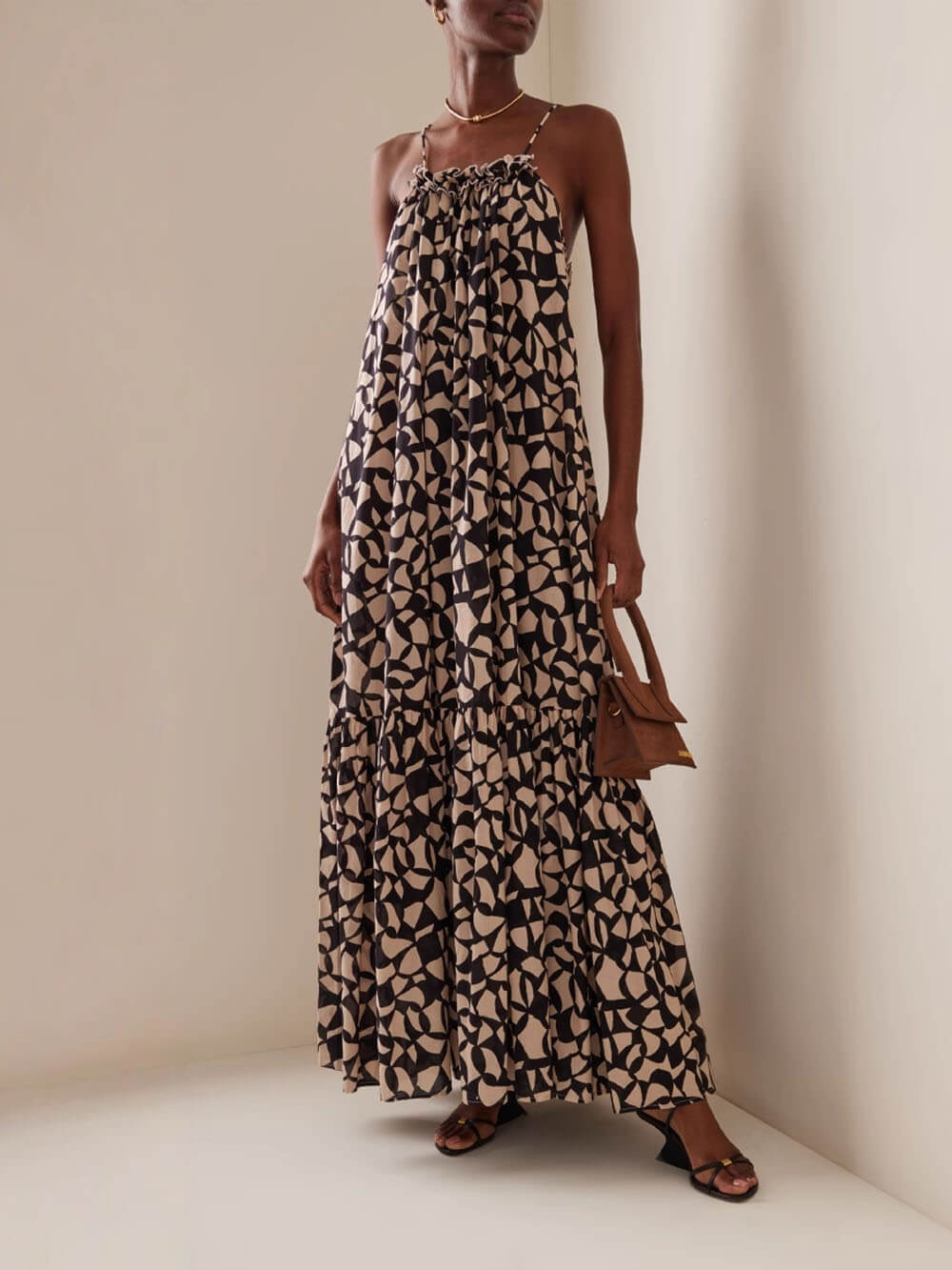 Fashionable Design Printed Backless Holiday Style Suspender Maxi Dress