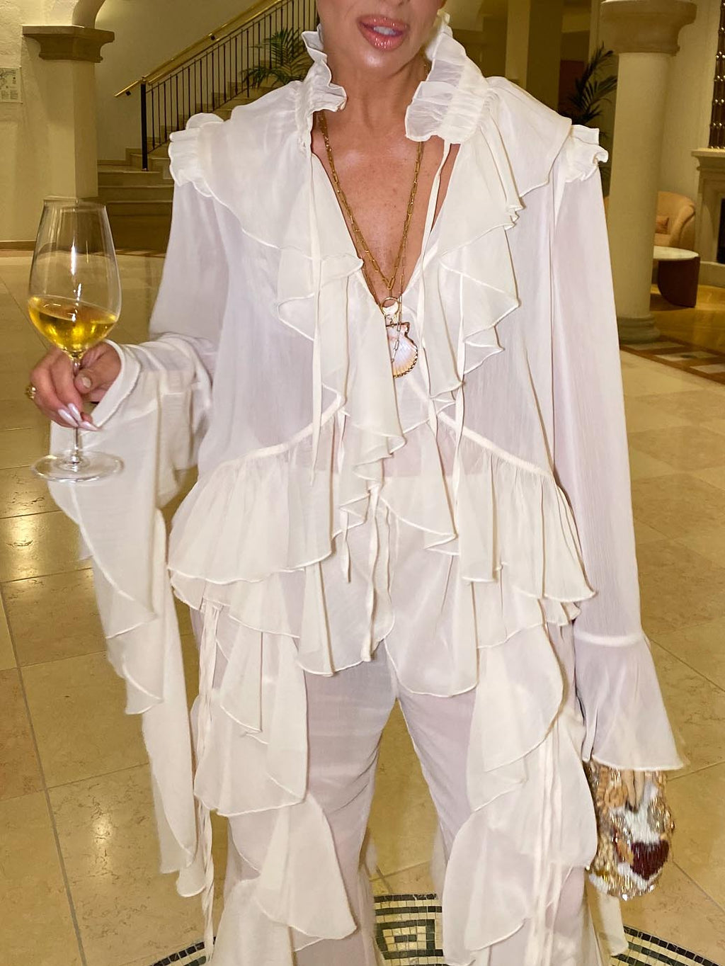 Fashionable Ruffled Long-Sleeved Chiffon Shirt