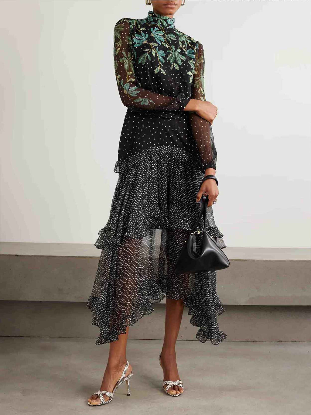 Robe midi à volants et imprimé floral à pois exquis
