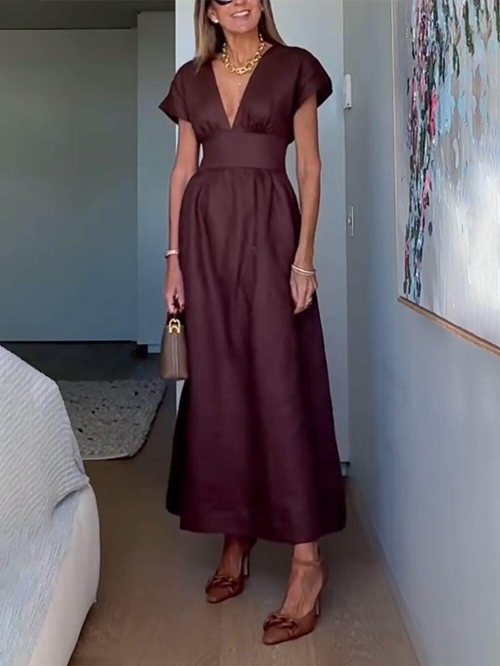 Robe longue classique en lin mélangé à manches courtes et taille ajustée