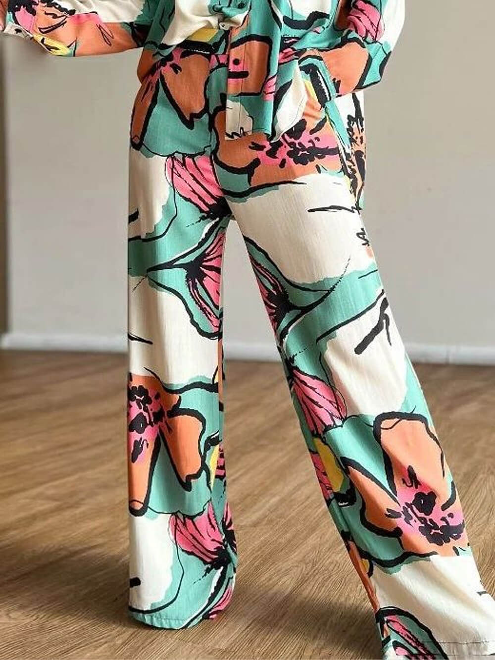 Chemise décontractée à manches longues avec imprimé graffiti unique