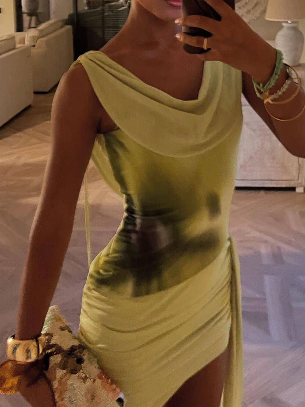 Sexy rückenfreies bedrucktes Minikleid