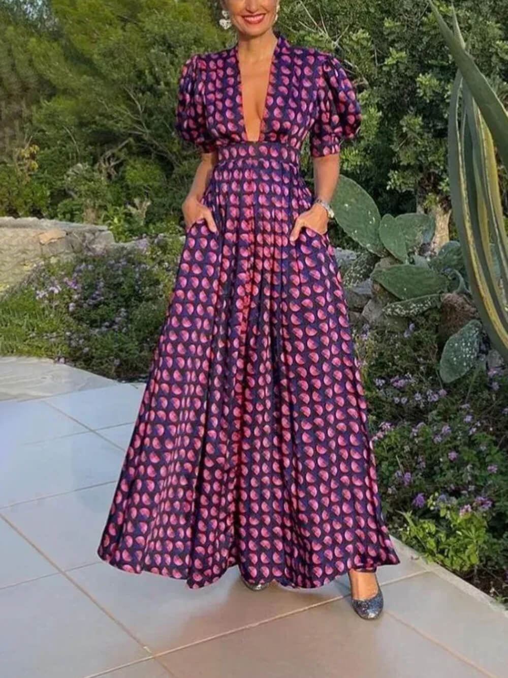 Robe longue ample à manches bouffantes et imprimé floral rétro