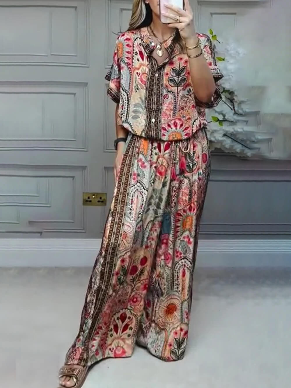 Pantalon large décontracté à taille élastique et poches à imprimé bohème