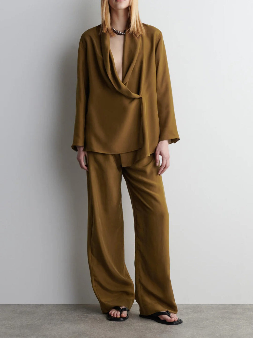 Pantalon de costume décontracté élégant à jambes larges