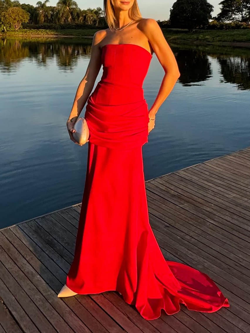 Elegant Off-the-shoulder Pleated Floor-length Maxi Dress