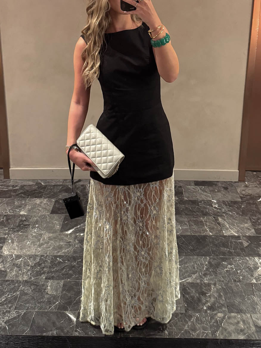 Haut noir structuré élégant sans manches