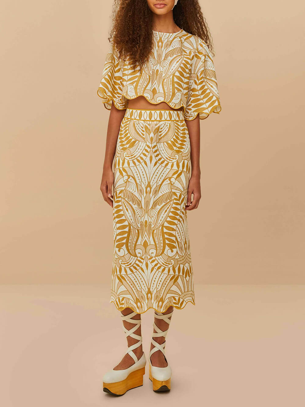 Retro Unique Print Wave Trim Bell Sleeve Linen Blend Top