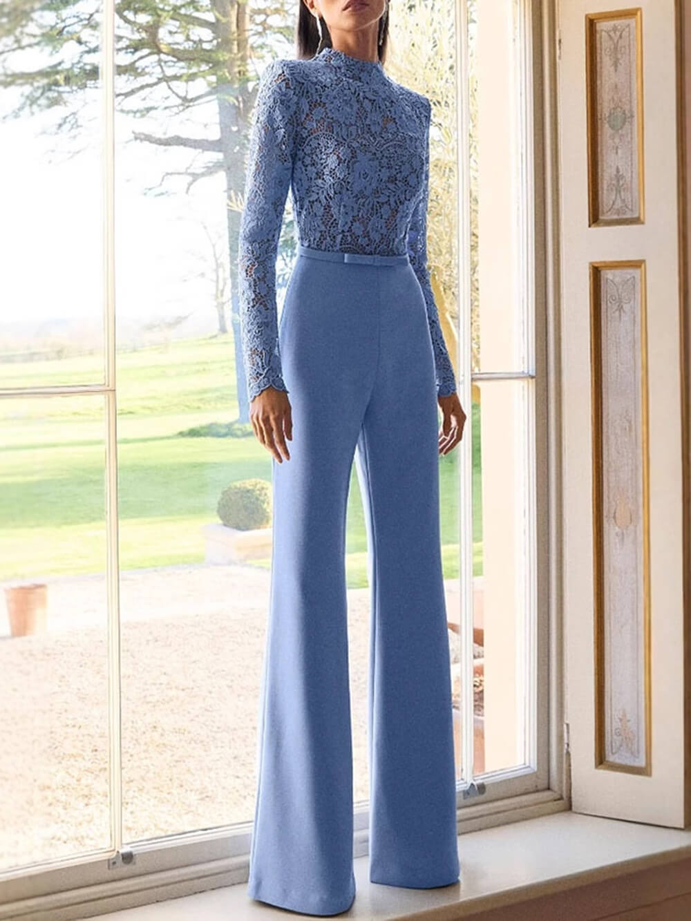 Combinaison évasée élégante en dentelle à fleurs et patchwork, manches longues, nœud et ceinture