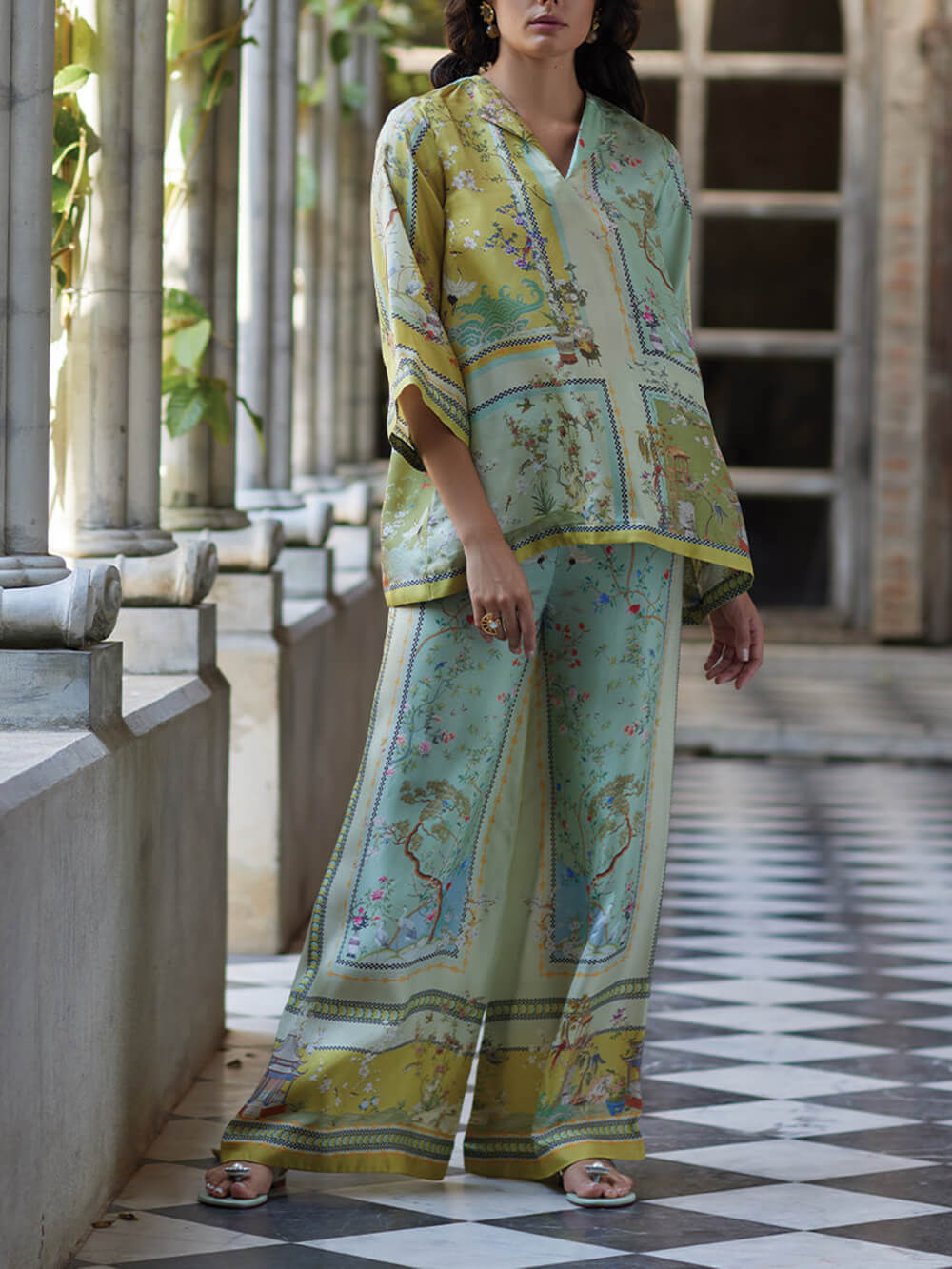 Pantalon décontracté à jambes larges et taille élastique avec poches et imprimé numérique unique