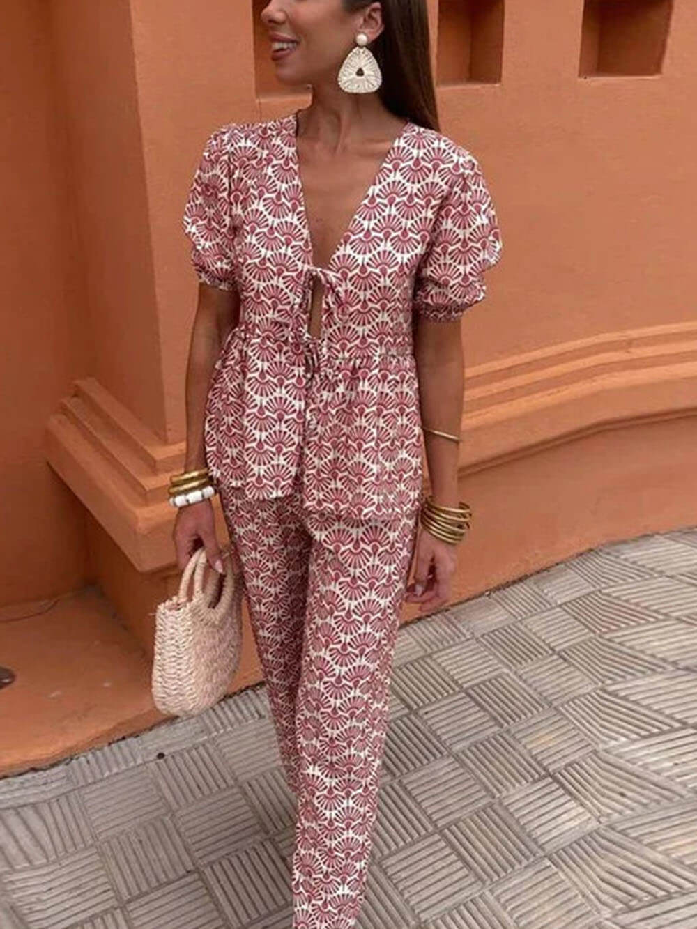 Casual Floral Print Lace-Up V-Neck Top