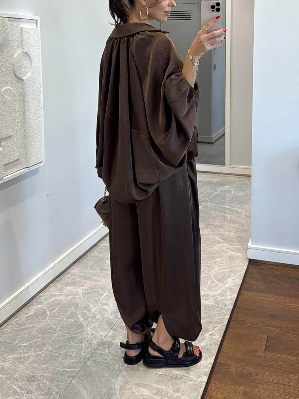 Pantalon bouffant ample en satin élégant