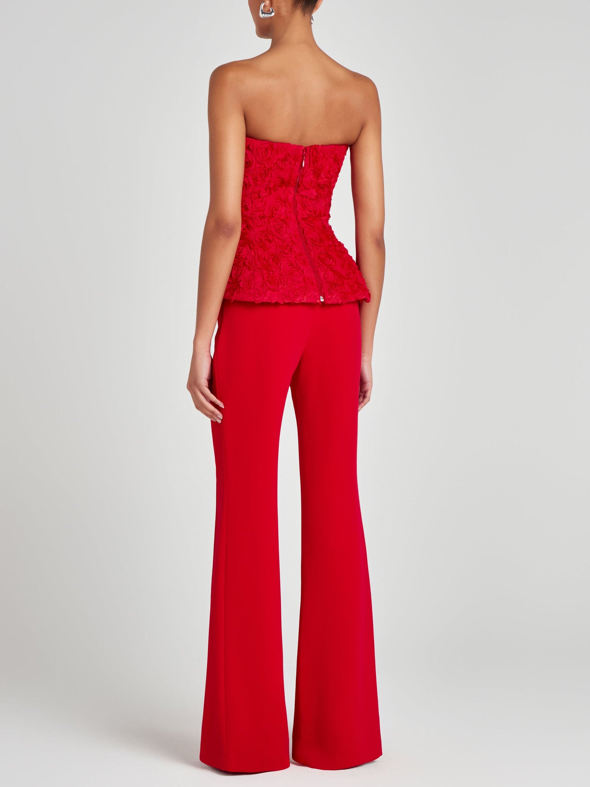 Pantalon évasé taille haute élégant et chic