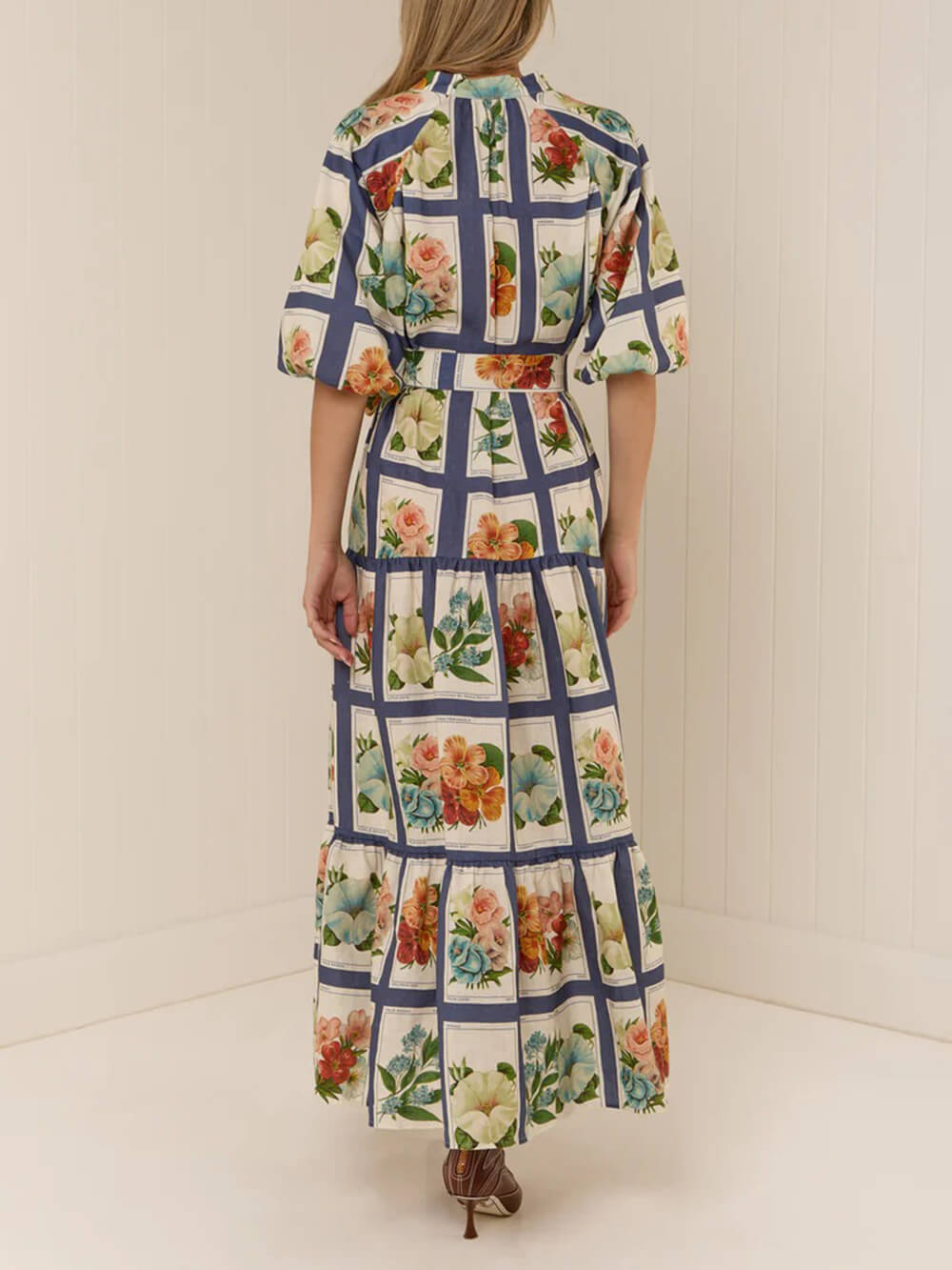 Robe longue à imprimé botanique rétro