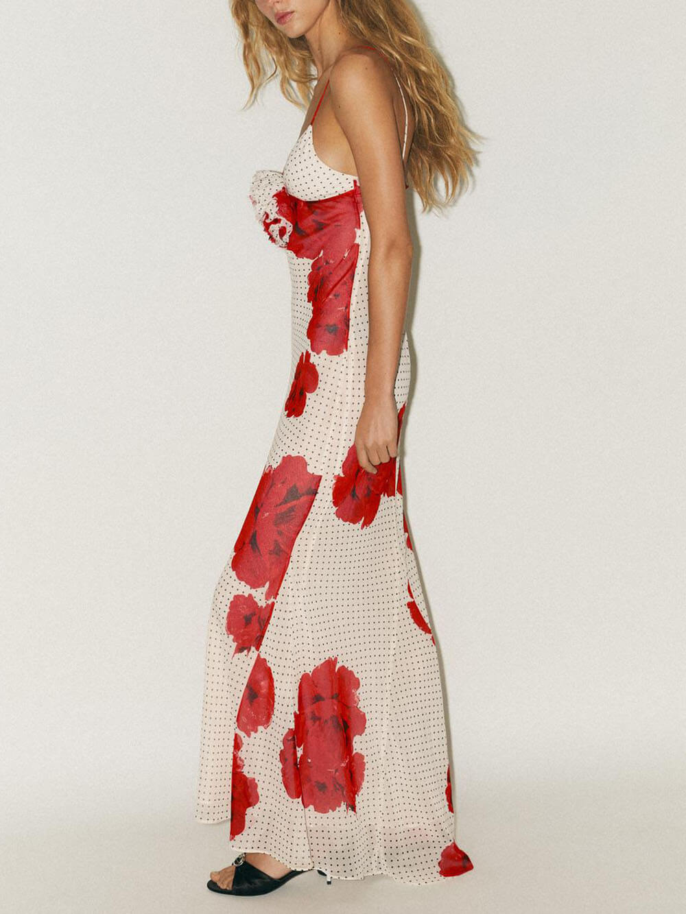 Elegantes Maxikleid mit Blumenmuster und Punkten