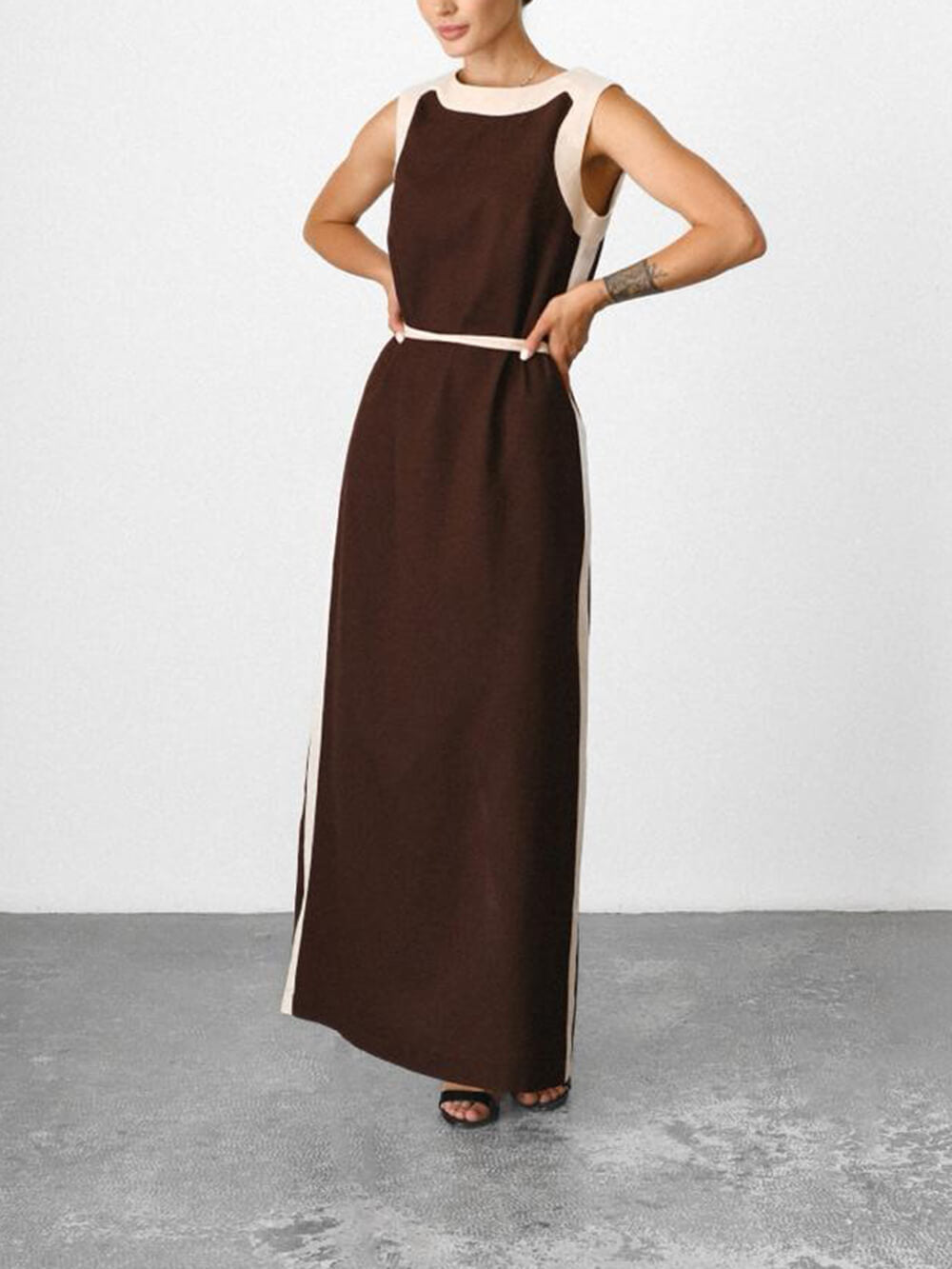 Robe longue en lin à ceinture et blocs de couleurs rétro unique