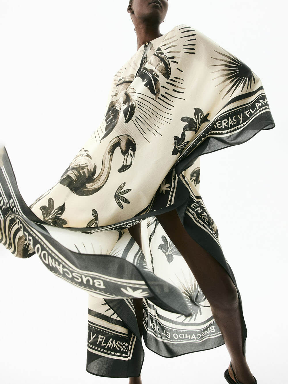 Robe décontractée à fentes surdimensionnées