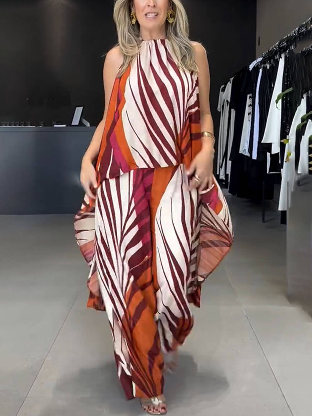 Ensemble haut sans manches et pantalon large à imprimé de positionnement unique et tendance