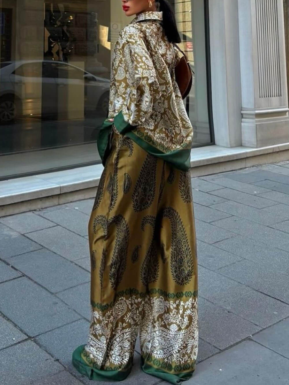 Chemisier surdimensionné boutonné à imprimé cachemire contrasté et moderne