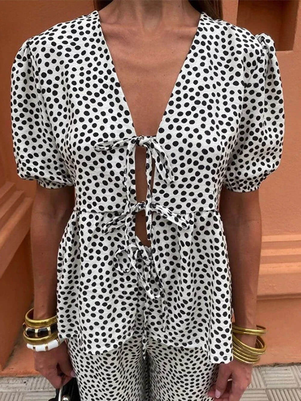 Casual Floral Print Lace-Up V-Neck Top