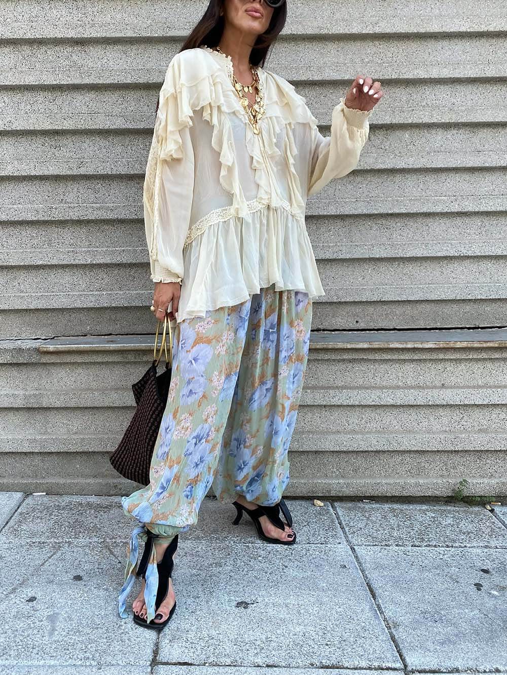 Pantalon boho en mousseline de soie à imprimé floral, taille élastique, ourlet noué