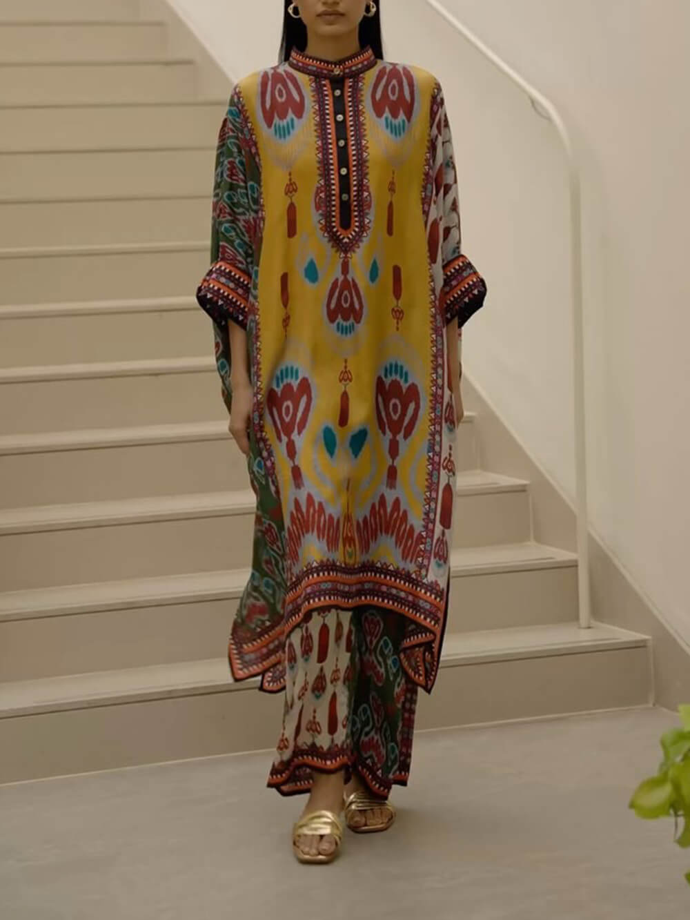 Lässige Retro-Patchwork-Hose mit Blumendruck und geradem Bein