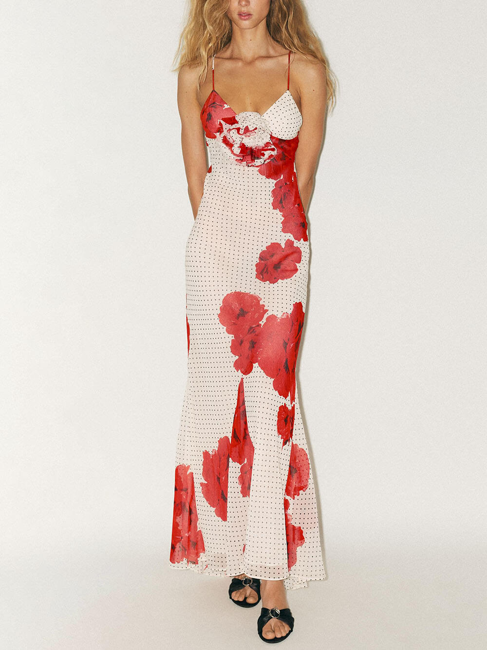 Elegantes Maxikleid mit Blumenmuster und Punkten