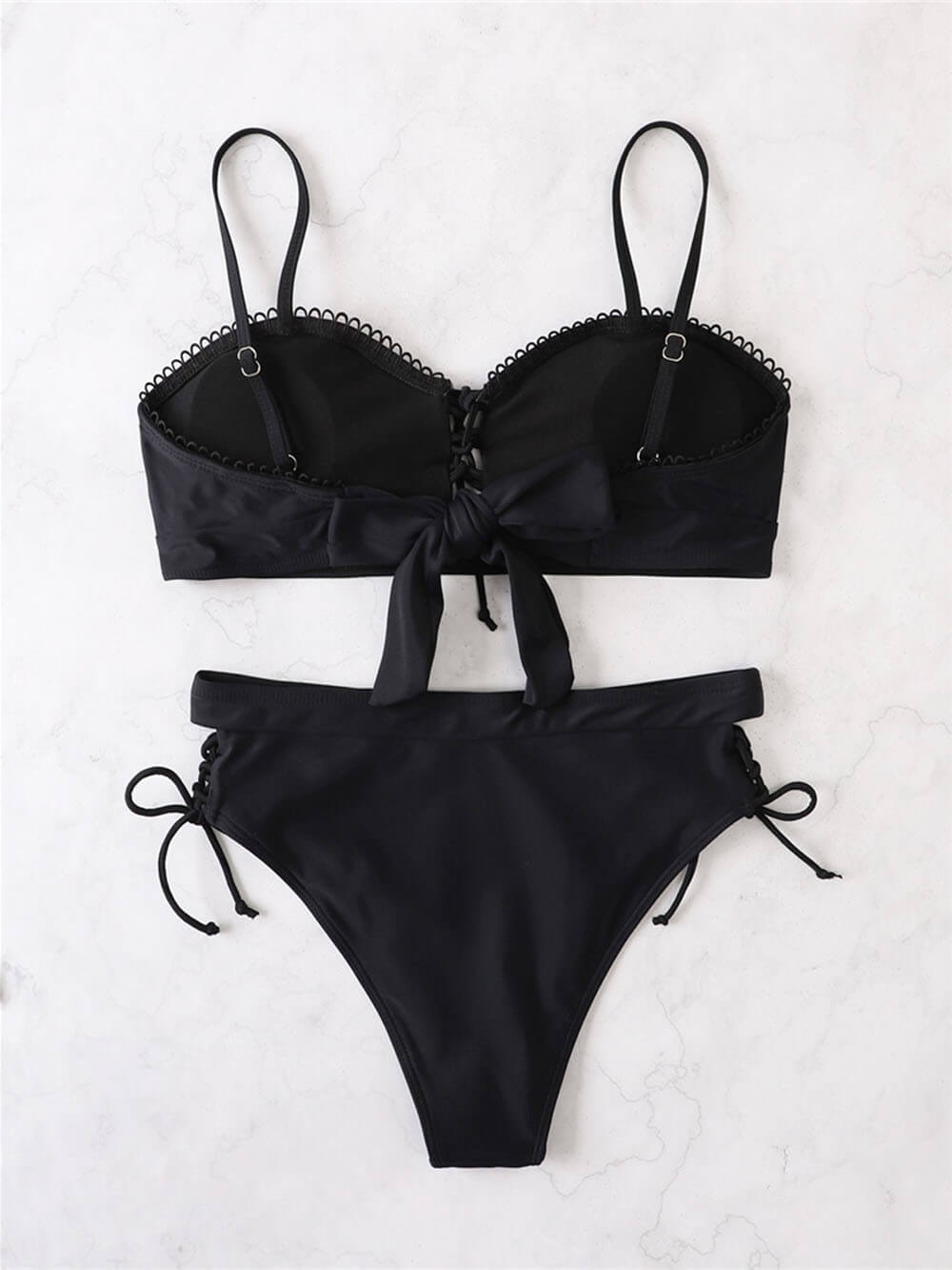 Sunny Seaside String-Spitzen-Bikini-Set