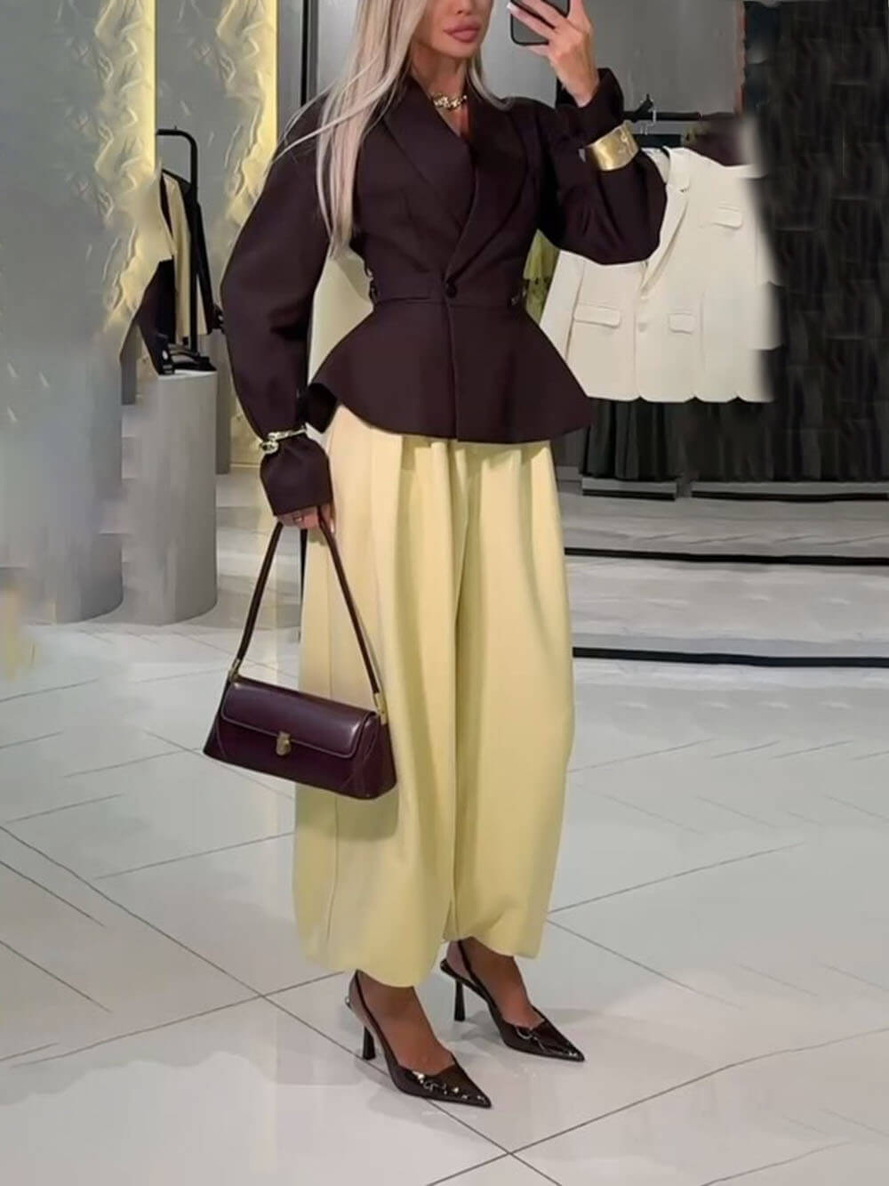 Retro-Jacke mit gerüschtem Revers und Taillenschnürung