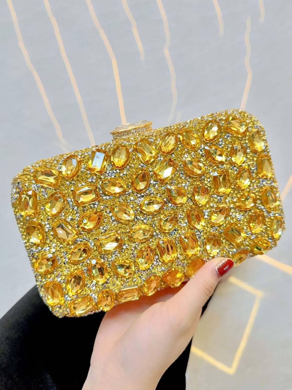 Sac à main pochette brillant