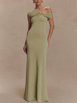 Schulterfreies, asymmetrisches Maxikleid mit schmaler Passform