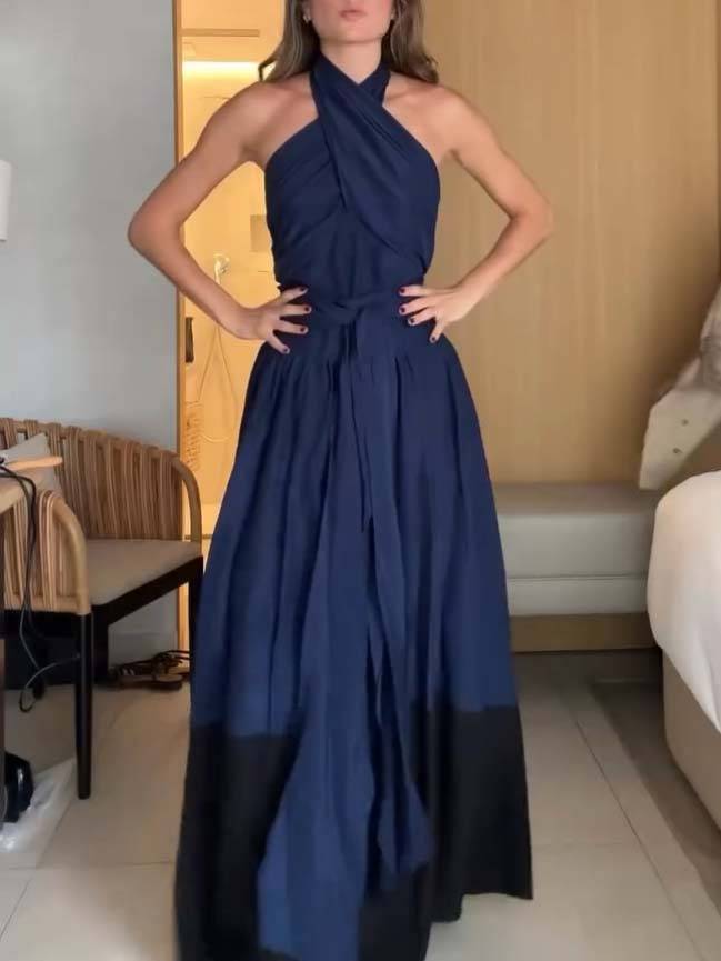 Jupe tailleur à lacets et col licou croisé