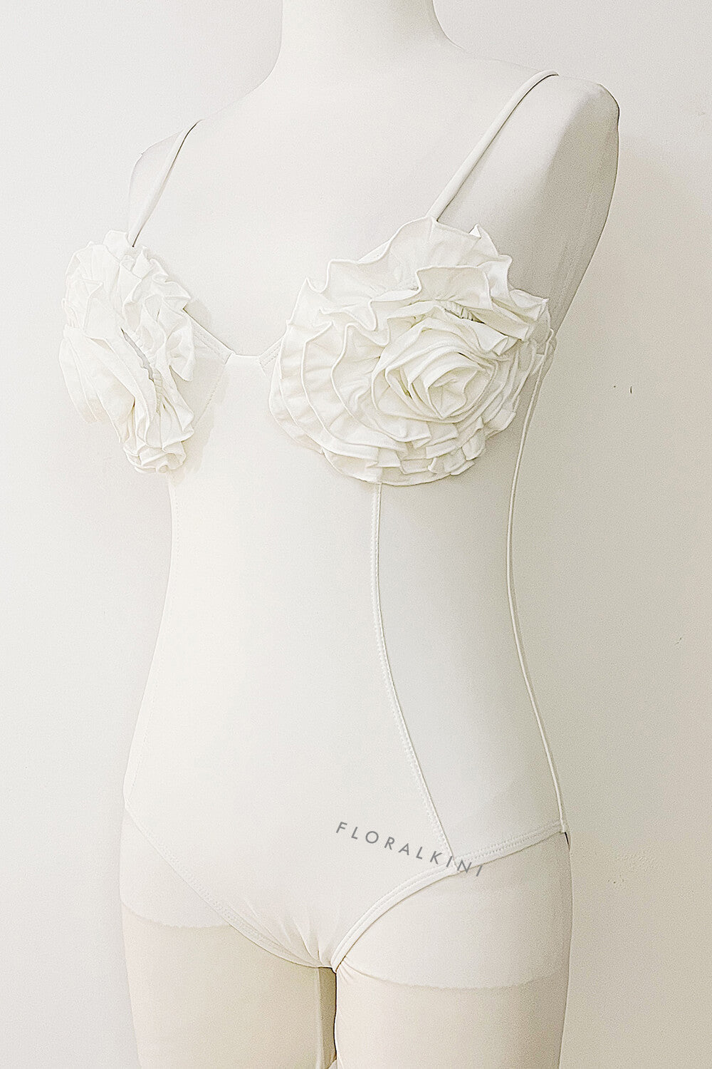 3D Flower Retro Bustier One Piece Swimsuit - Cream