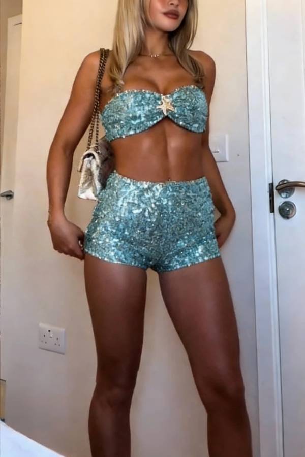 Stylish Sequined Starfish Embellished Top and Casual Slim-fit Shorts Set