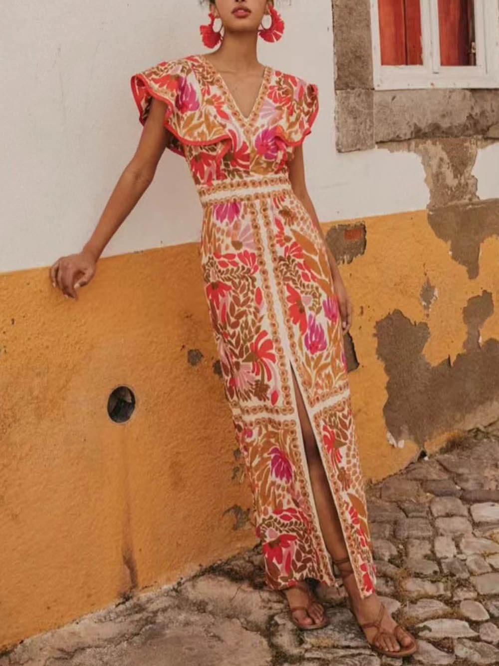 Modisches rückenfreies Kleid mit V-Ausschnitt, Rüschen und offenem Print