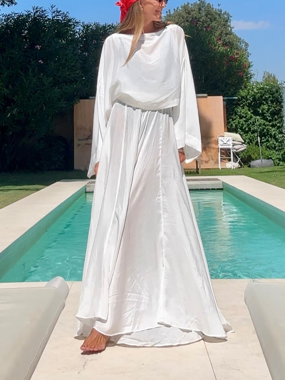 Jupe trapèze évasée et élégante en satin froncé