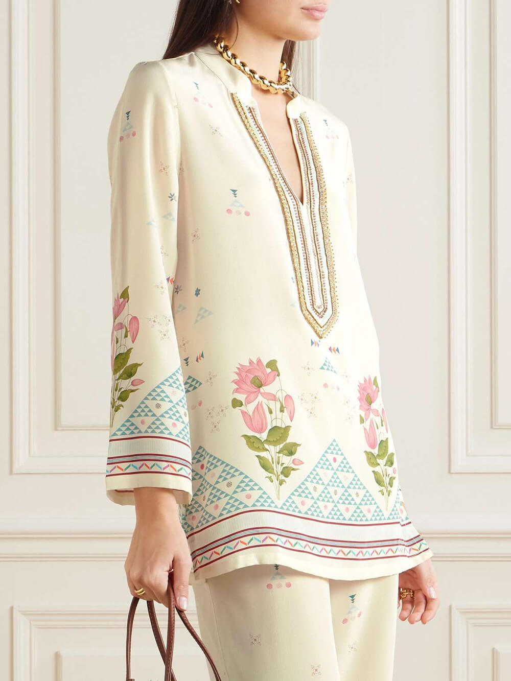 Exquisites, entspanntes Hemd im Bohemian Bloom Floral Patchwork-Stil