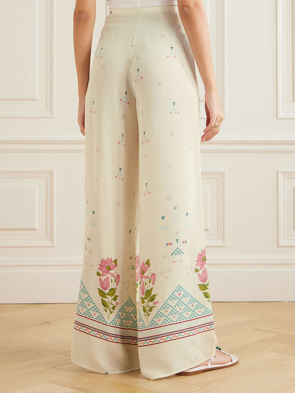 Exquisites, entspanntes Hemd im Bohemian Bloom Floral Patchwork-Stil