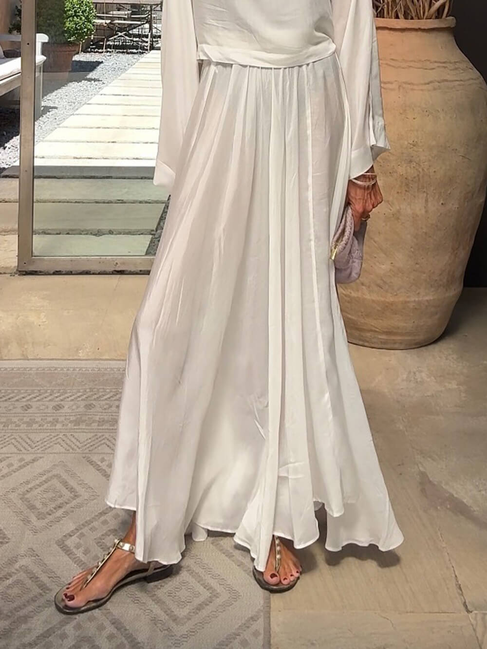 Jupe trapèze évasée et élégante en satin froncé