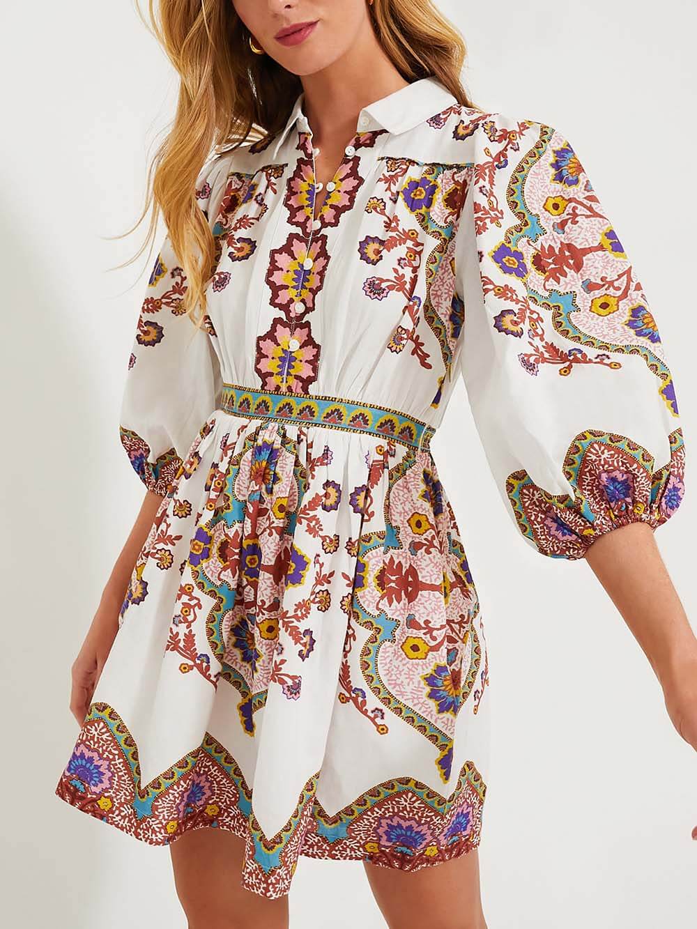 Einzigartiges bedrucktes Minihemdkleid mit Puffärmeln und Taschen