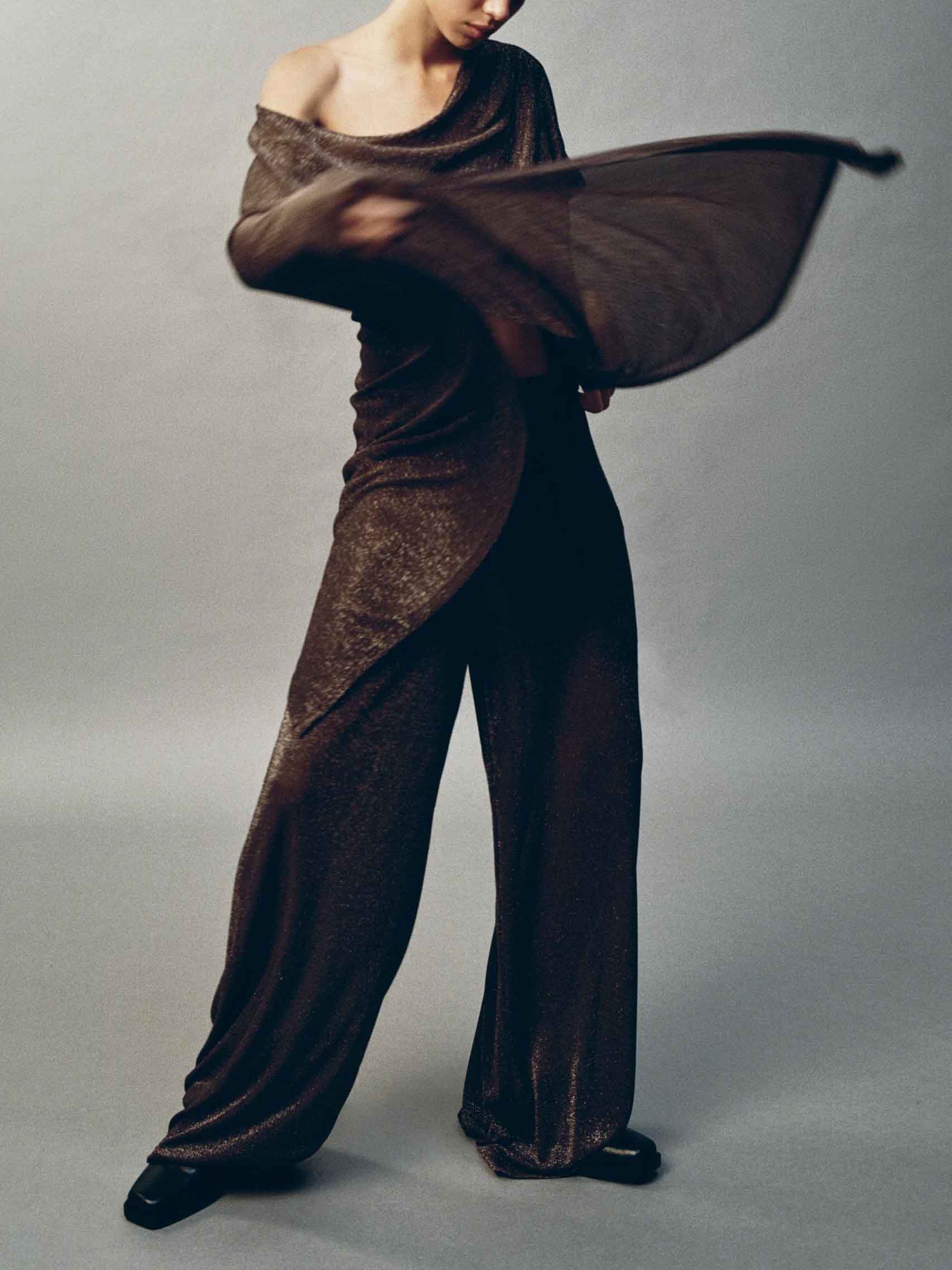 Ensemble deux pièces exquis avec pantalon châle asymétrique