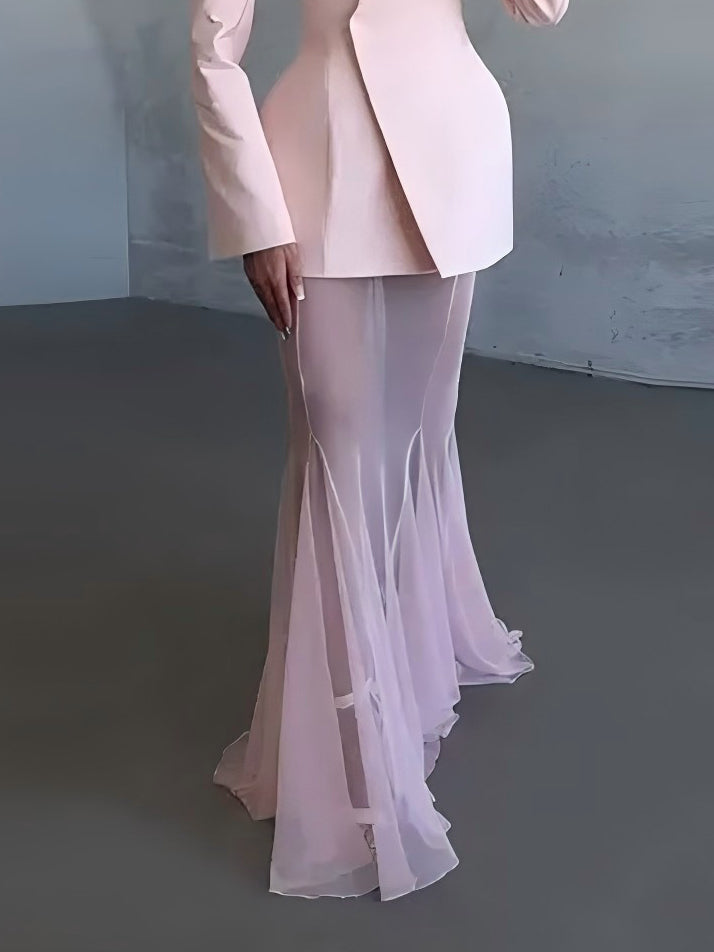 Jupe évasée élégante en maille transparente