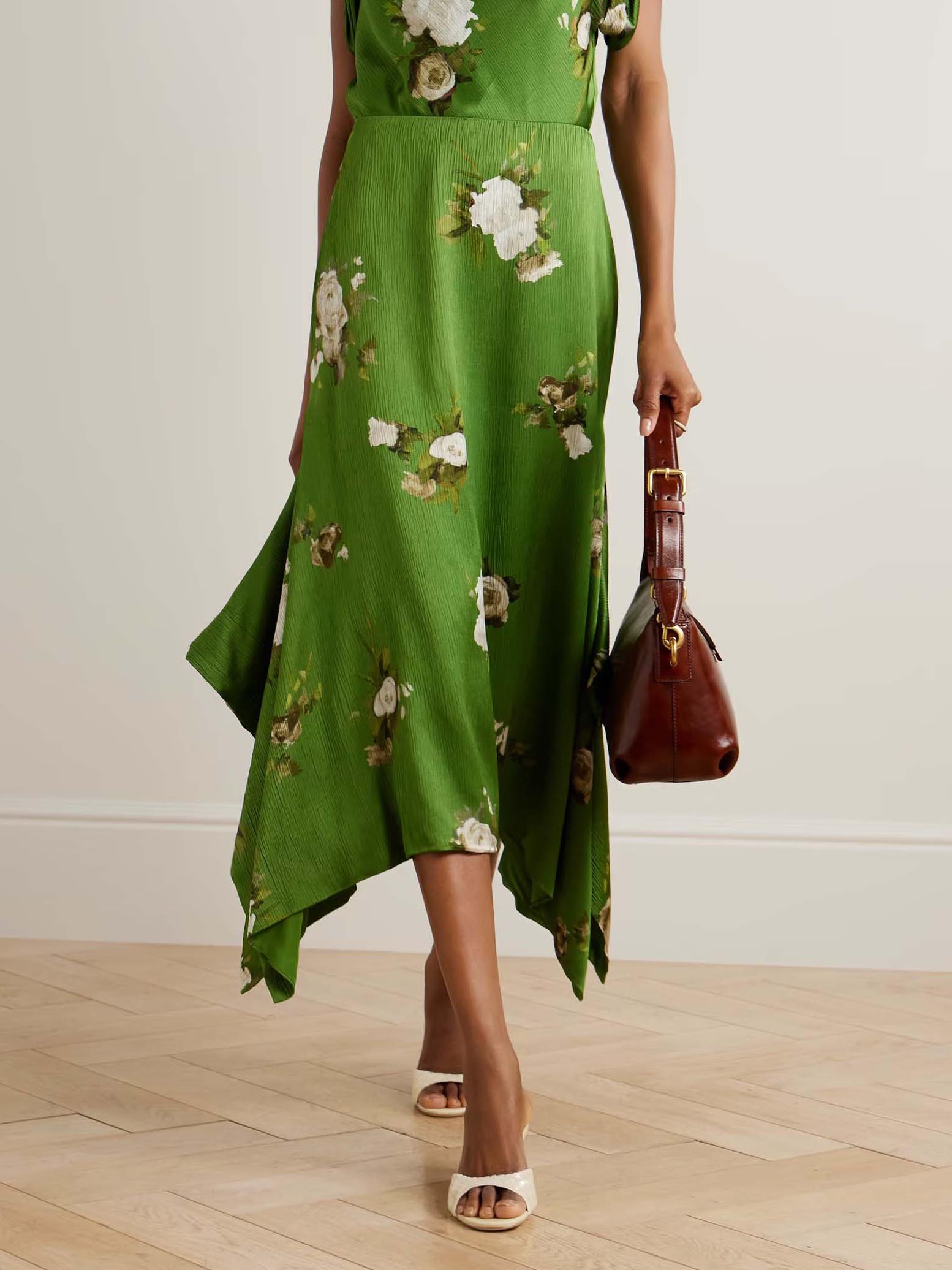 Exquisiter unregelmäßiger Satinrock mit Rosenblumenmuster