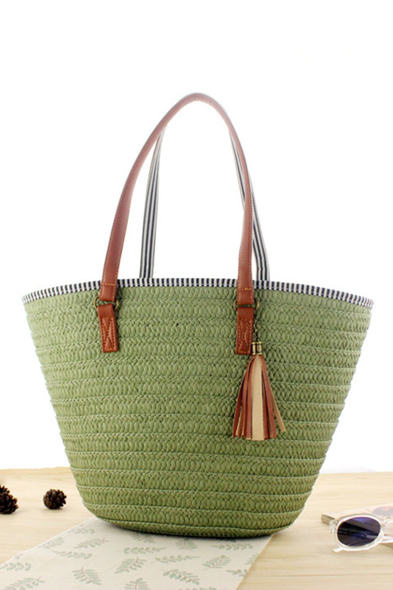 Straw Beach Shoulder Bag Summer Beach Tote with Colorful Pom Pom