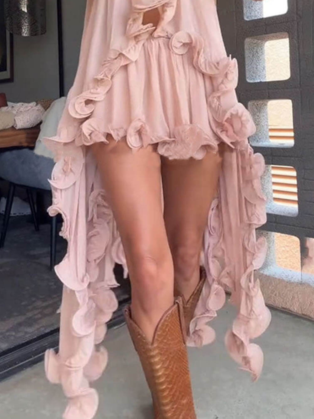 Short ample en mousseline de soie à volants ondulés et taille élastique