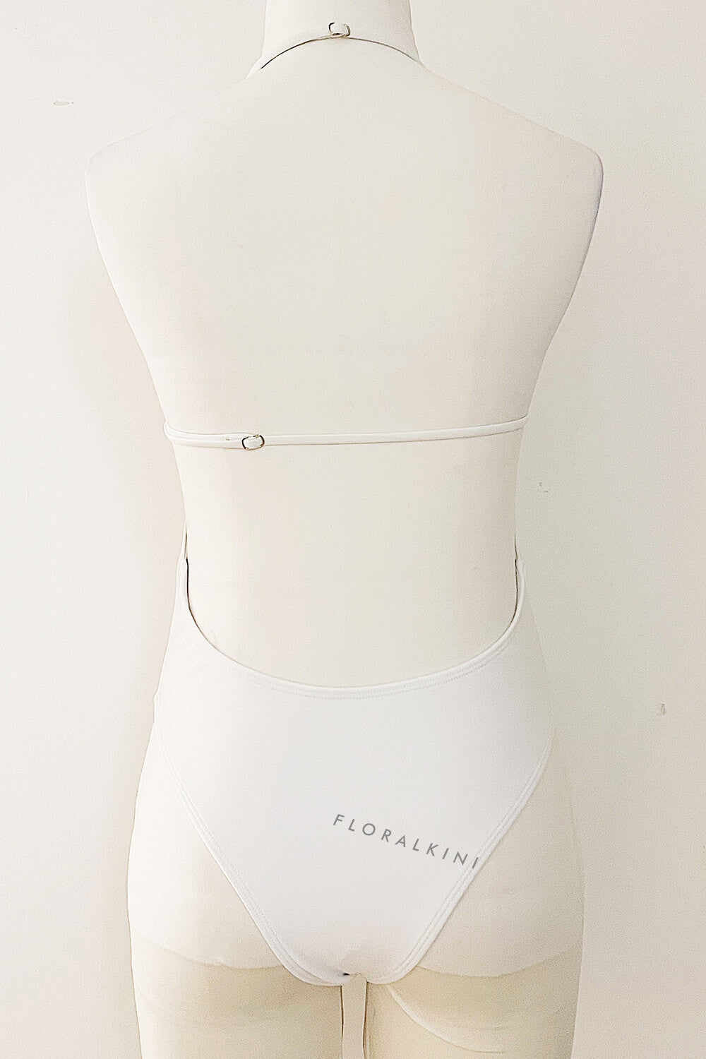 Plunge Halterneck One Piece Swimsuit With Metal Shell Decor - White