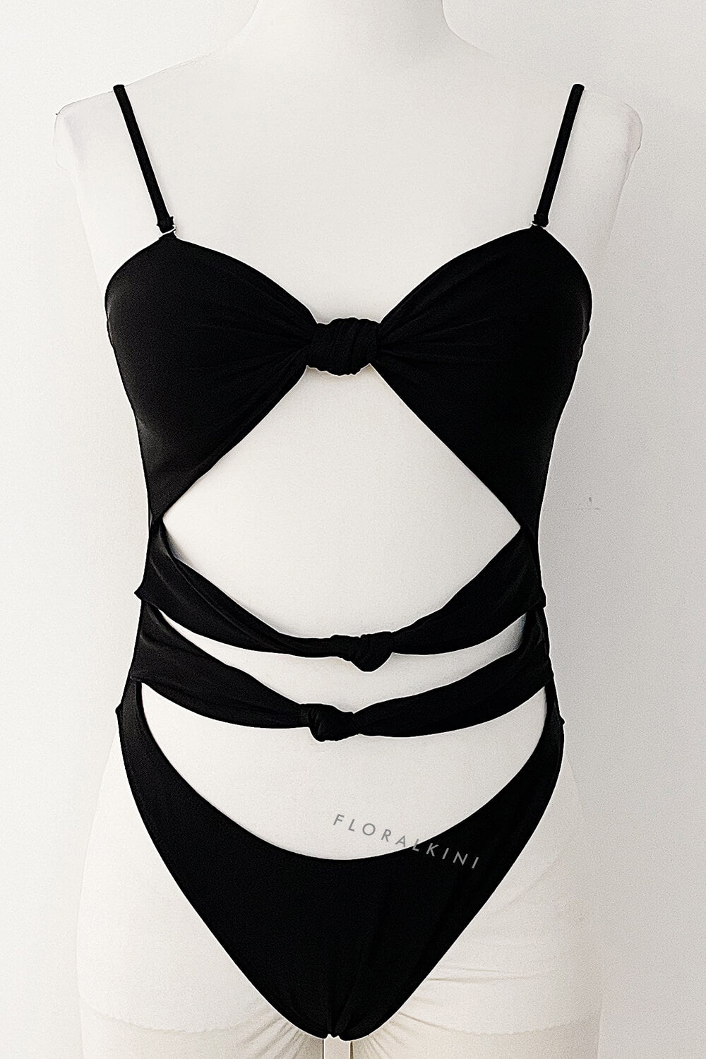 Knot Cut Out Strapless One Piece Swimsuit - Black
